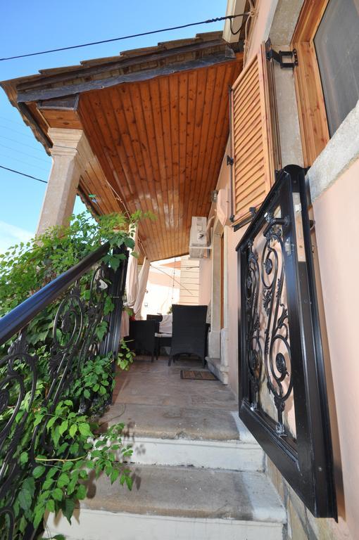 Villa Makrades Παλαιοκαστρίτσα Εξωτερικό φωτογραφία
